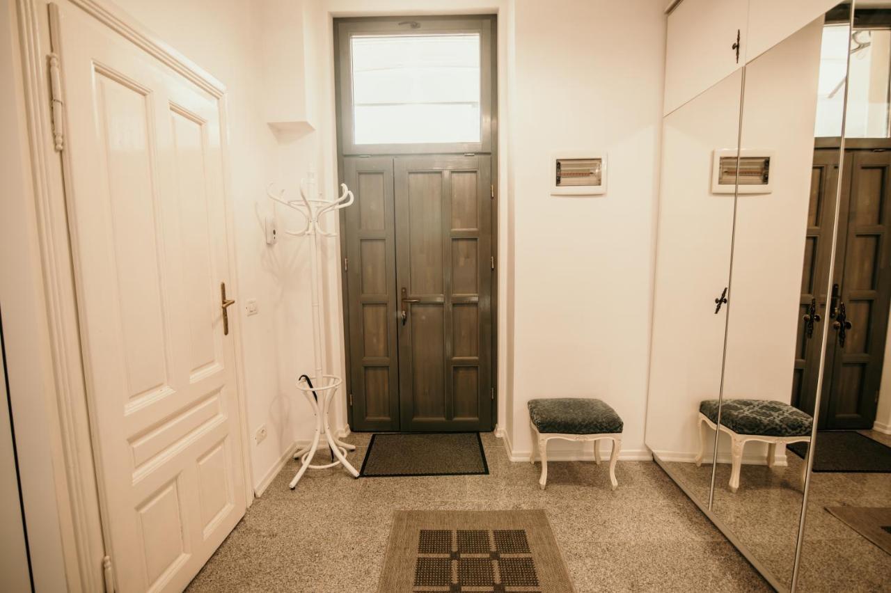 Bella Palace Oradea Extérieur photo